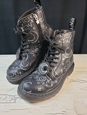 Dr. Martens 1460 Pascal Solar Flare J in Black - Junior size 2